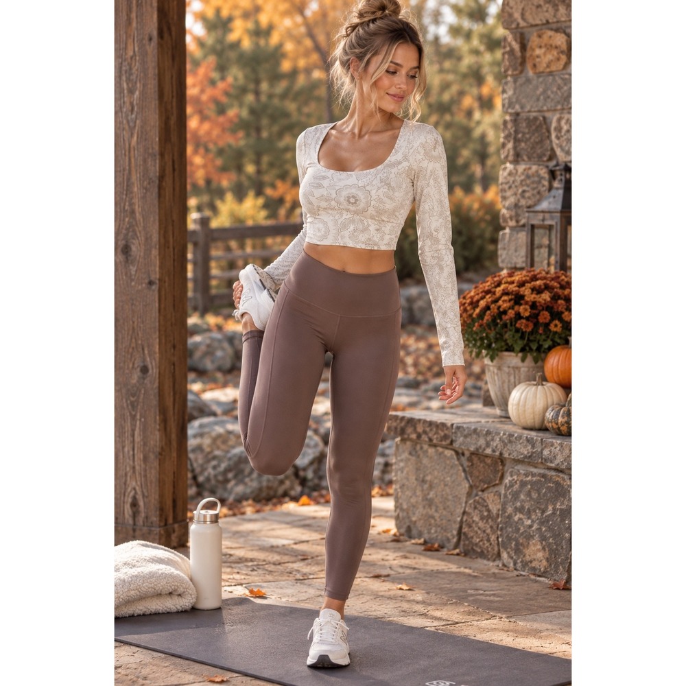 OFFLINE by Aerie Real Me Long Sleeve Crop Top Floral Paisley Beige Medium